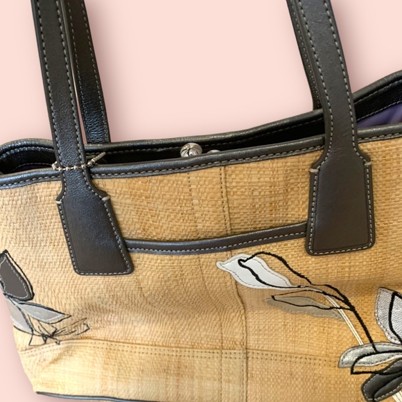 Brand New Coach purse - Picture 3 of 5